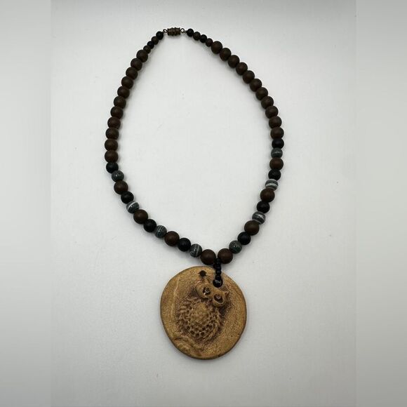 16" Vintage ceramic owl pendant with some gray agate beaded necklace! - Picture 8 of 9